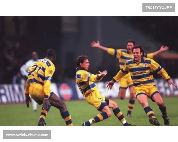 伯恩茅斯青训中场硬度，新赛季防守反击的支撑？